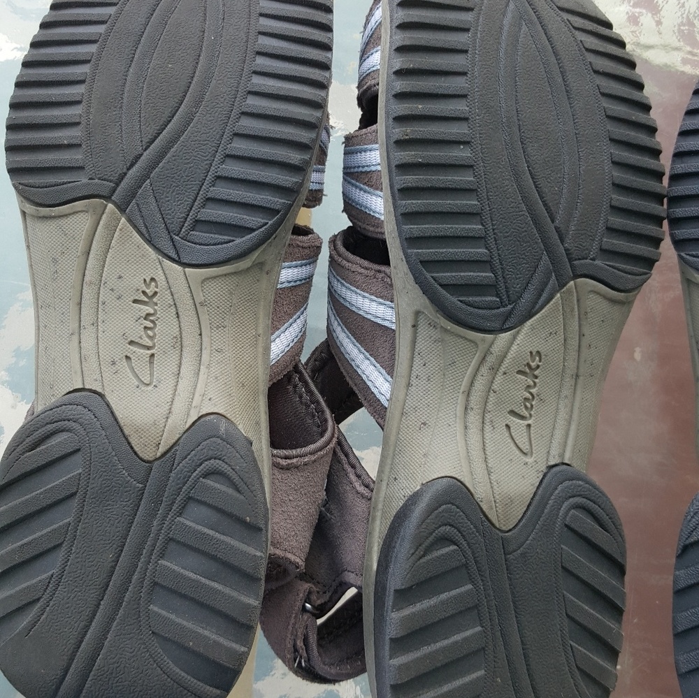 Clarks womens closed toe sandals - Picture 3 of 3